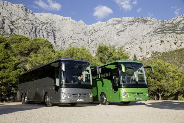 2buses
